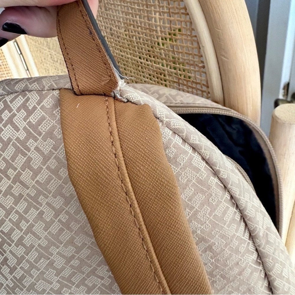 Vintage Tommy Hilfiger Mini Backpack - Picture 7 of 8